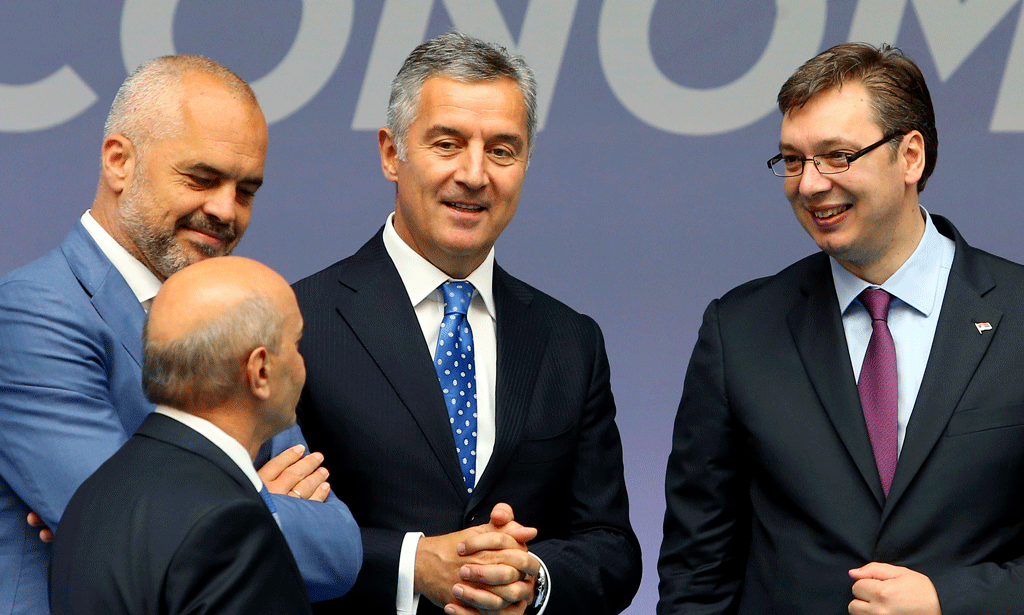 Rama, Thaçi mbështesin Gjukanoviçin përpara zgjedhjeve, Vulin: Po tentojnë “Shqipërinë e Madhe” Rama, Thaçi mbështesin Gjukanoviçin përpara zgjedhjeve, Vulin: Po tentojnë “Shqipërinë e Madhe”