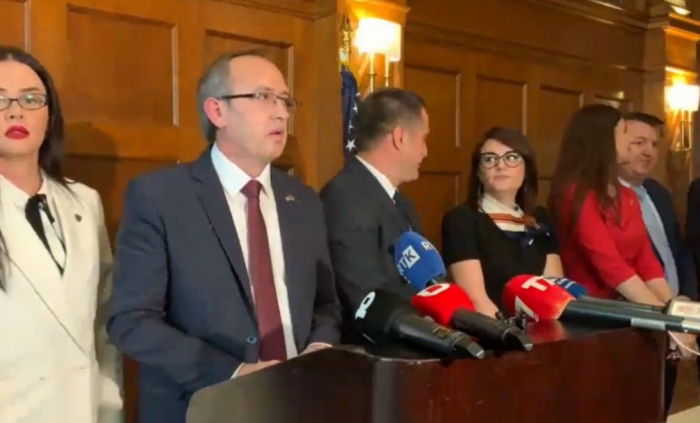 Hoti: Projektet e marrëveshjes me Serbinë janë me vlerë mbi 1 miliard euro, do nis zbatimi brenda vitit Hoti: Projektet e marrëveshjes me Serbinë janë me vlerë mbi 1 miliard euro, do nis zbatimi brenda vitit