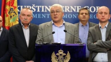 Opozita pro-serbe në Mal të Zi: Do të anullojmë njohjen e Kosovës! Opozita pro-serbe në Mal të Zi: Do të anullojmë njohjen e Kosovës!