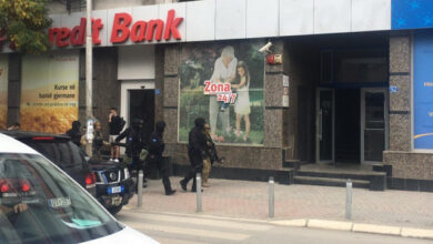 Eulex arreston kreun e shoqatës së veteranëve të luftës në Kosovë, do të dërgohet në Hagë Eulex arreston kreun e shoqatës së veteranëve të luftës në Kosovë, do të dërgohet në Hagë