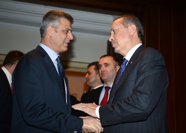 Shpërthimi i Turqisë për ambasadën në Jeruzalem, Thaçi zbulon telefonatën me Erdoganin Shpërthimi i Turqisë për ambasadën në Jeruzalem, Thaçi zbulon telefonatën me Erdoganin
