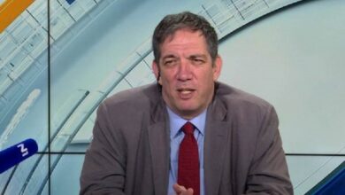 Ambasadori i Izraelit në Beograd: Nuk i pëlqeu Vuçiqit, por njohja e Kosovës është punë e kryer Ambasadori i Izraelit në Beograd: Nuk i pëlqeu Vuçiqit, por njohja e Kosovës është punë e kryer