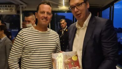 Zyrtari kosovar shpjegon pse Richard Grenell nuk hëngri darkë dhe s’festoi ashtu si në Serbi Zyrtari kosovar shpjegon pse Richard Grenell nuk hëngri darkë dhe s’festoi ashtu si në Serbi