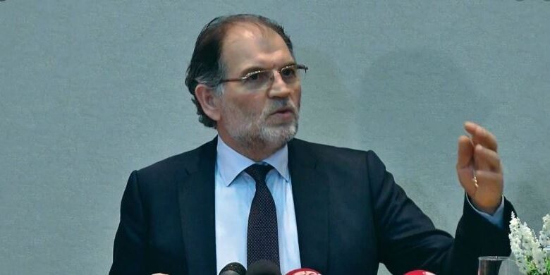 “Marrëveshja që u nënshkrua në Uashington është antishqiptare. Kosova do të ndajë me Serbinë liqenin e Ujmanit, pronë 100 për qind e Republikës së Kosovës” “Marrëveshja që u nënshkrua në Uashington është antishqiptare. Kosova do të ndajë me Serbinë liqenin e Ujmanit, pronë 100 për qind e Republikës së Kosovës”