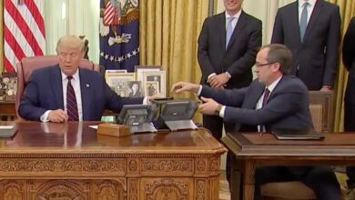 Frankfurter Allgemeine Zeitung: Si ndërhyri Trump në politikën e brendshme në Kosovë