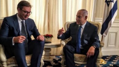 Vuçiç i gatshëm të shkelë marrëveshjen e Uashingtonit, do të telefonojë Netanyahun për t’i kërkuar të mos njohë Kosovën Vuçiç i gatshëm të shkelë marrëveshjen e Uashingtonit, do të telefonojë Netanyahun për t’i kërkuar të mos njohë Kosovën