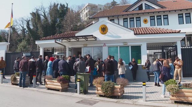 Deputetja gjermane apelon: Kjo s’duket logjike. Shqiptarët e Kosovës të vetmit pa liberalizim vizash Deputetja gjermane apelon: Kjo s’duket logjike. Shqiptarët e Kosovës të vetmit pa liberalizim vizash