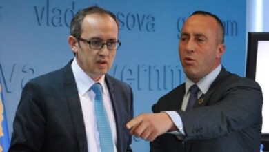 Haradinaj flet për marrëveshjen: Ministrat i kanë pasur dorëheqjet e përgatitura, por ja çfarë na bëri të ndryshojmë qëndrim Haradinaj flet për marrëveshjen: Ministrat i kanë pasur dorëheqjet e përgatitura, por ja çfarë na bëri të ndryshojmë qëndrim