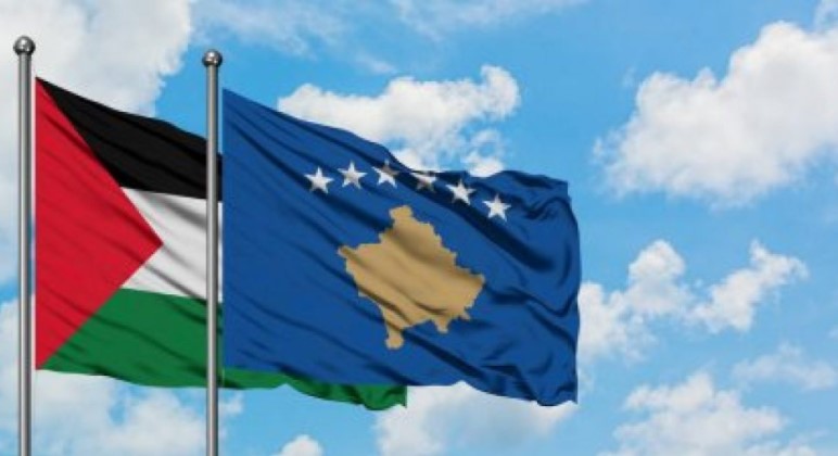 Palestina reagon ashpër pas paralajmërimit për hapjen e ambasadës së Kosovës në Jerusalem Palestina reagon ashpër pas paralajmërimit për hapjen e ambasadës së Kosovës në Jerusalem