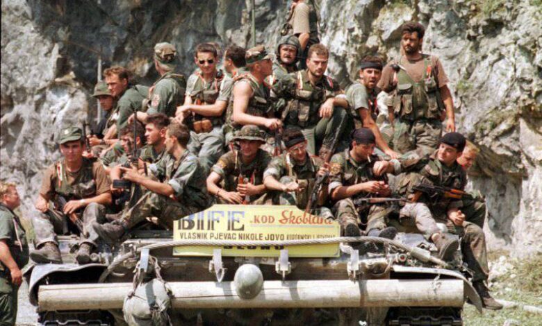 FOTO/ 10 ushtritë më të mëdha mercenare në botë. Ja cila luftoi bashkë me UÇK në Kosovë dhe Maqedoni FOTO/ 10 ushtritë më të mëdha mercenare në botë. Ja cila luftoi bashkë me UÇK në Kosovë dhe Maqedoni
