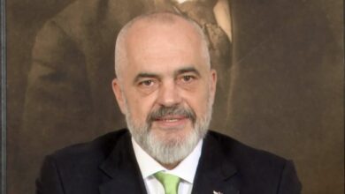 Rama uron Pavarësinë e Kosovës me foton e veçantë Rama uron Pavarësinë e Kosovës me foton e veçantë