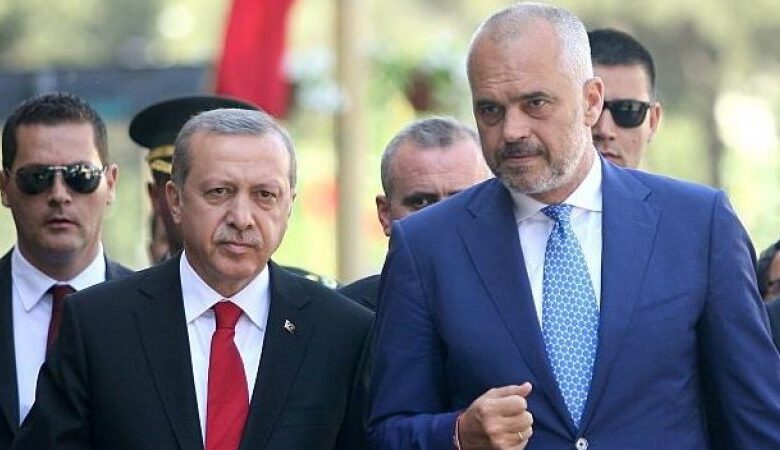 “Erdogan Sulltan dhe Rama Pasha”, mediat greke për vizitën e presidentit turk në Shqipëri: Marrëveshje sekrete dhe presion për pavarësinë e Kosovës “Erdogan Sulltan dhe Rama Pasha”, mediat greke për vizitën e presidentit turk në Shqipëri: Marrëveshje sekrete dhe presion për pavarësinë e Kosovës
