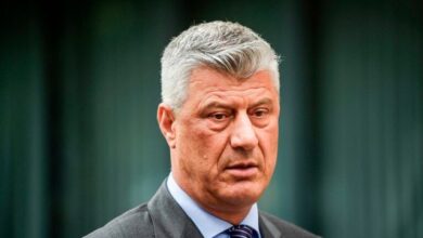 Thaçi komenton rolin e Vetëvendosjes: Gjithmonë në anën e gabuar të historisë, thika mbi harta nuk ka Thaçi komenton rolin e Vetëvendosjes: Gjithmonë në anën e gabuar të historisë, thika mbi harta nuk ka