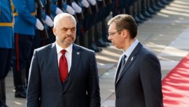 Tensionohet situata, Serbia nuk tërhiqet nga deklaratat antishqiptare dhe kundërpërgjigjet me notë proteste: Rama të bëjë kujdes… Tensionohet situata, Serbia nuk tërhiqet nga deklaratat antishqiptare dhe kundërpërgjigjet me notë proteste: Rama të bëjë kujdes…