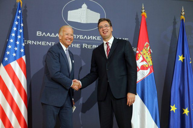 Mediat në Serbi/ Biden antiserb? Përkundrazi ka vizituar dy herë Beogradin dhe solli lajme të mira