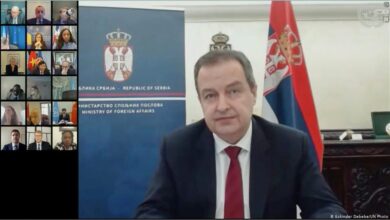 DEBATI/ Ambasadori gjerman masakron Ivica Daiçiç në OKB: Serbët kanë vrarë dhe masakruar shqiptarët, ju na flisni për krimet e shqiptarëve DEBATI/ Ambasadori gjerman masakron Ivica Daiçiç në OKB: Serbët kanë vrarë dhe masakruar shqiptarët, ju na flisni për krimet e shqiptarëve