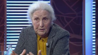 Mban vendin e parë në listën e Tiranës, Luljeta Bozo: As kam qenë, e as nuk do bëhem anëtare e Partisë Socialiste. E vërteta për PPSH dhe pse e kam teserën ende në shtëpi