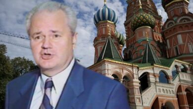 Ish-spiuni rus: Sllobodan Millosheviç nuk vdiq në Hagë siç u tha, por shkoi për të jetuar në Moskë Ish-spiuni rus: Sllobodan Millosheviç nuk vdiq në Hagë siç u tha, por shkoi për të jetuar në Moskë