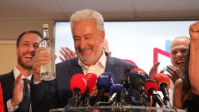 “Dy mbretër që jetojnë në dy shtete”, deklarata e kryeministrit të ri të Malit të Zi: Jemi shteti i dytë serb në Ballkan! “Dy mbretër që jetojnë në dy shtete”, deklarata e kryeministrit të ri të Malit të Zi: Jemi shteti i dytë serb në Ballkan!