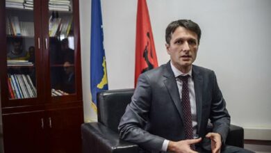 Murati: Lugina t’i bashkohet Kosovës, tri komunat e veriut t’i jepen Serbisë Murati: Lugina t’i bashkohet Kosovës, tri komunat e veriut t’i jepen Serbisë