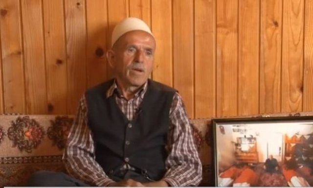FOTO/ Rrëfimi i babait të katër djemve që ia vranë forcat serbe: Na i rrahën gratë e fëmijët, m’u shterën lotët nga dhimbja FOTO/ Rrëfimi i babait të katër djemve që ia vranë forcat serbe: Na i rrahën gratë e fëmijët, m’u shterën lotët nga dhimbja