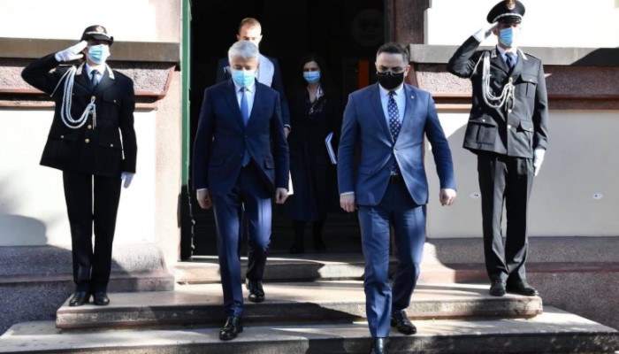 Në prag të Festës së 28 Nëntorit, nënshkruhet Kongresi i parë Kombëtar i Autoriteteve Lokale Kosovë – Shqipëri