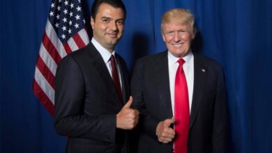 McGonigal i shpjeguar në një foto!