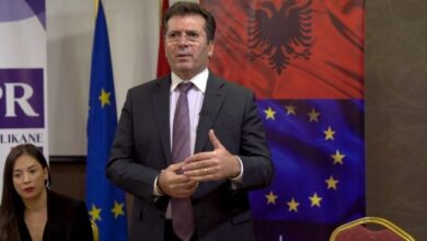 Mediu: Na jepni mundësinë të drejtojmë Shqipërinë, mos ia falni jetën e fëmijëve dhe jetën tuaj Ramës
