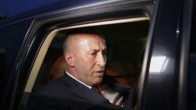 ‘Haradinajt i është konfirmuar aktakuza në Hagë’, ish kryeministri i përgjigjet avokatit serb: Lajme që kanë burim eksponentë të Serbisë ‘Haradinajt i është konfirmuar aktakuza në Hagë’, ish kryeministri i përgjigjet avokatit serb: Lajme që kanë burim eksponentë të Serbisë