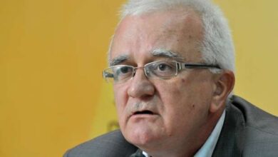 Analisti serb Janjiq: Në fund të vitit të ardhshëm ka marrëveshje Kosovë-Serbi Analisti serb Janjiq: Në fund të vitit të ardhshëm ka marrëveshje Kosovë-Serbi