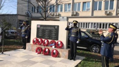 Përkujtohen 14-të ushtarët britanik që humbën jetën në luftën e fundit në Kosovë Përkujtohen 14-të ushtarët britanik që humbën jetën në luftën e fundit në Kosovë