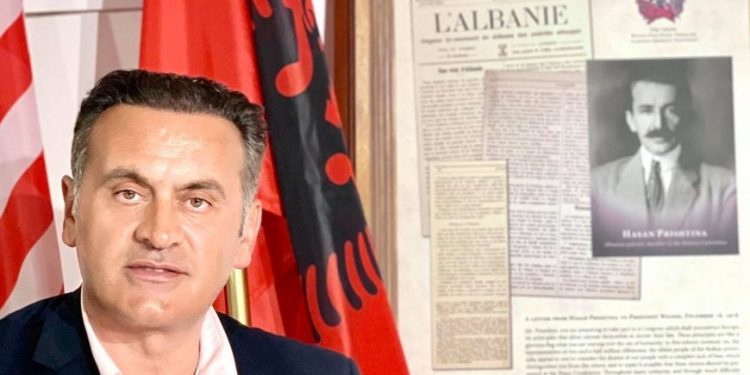 Dosja e krimeve serbe në valixhet e shqyera të Kosovës! Dosja e krimeve serbe në valixhet e shqyera të Kosovës!