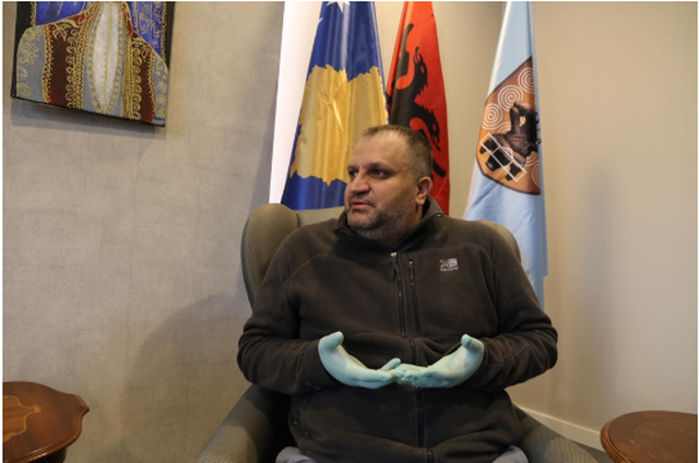 ‘Mbyllja’ e Kosovës, shpërthen Shpend Ahmeti: Të mësyjmë drejt Tiranës dhe Shkupit ‘Mbyllja’ e Kosovës, shpërthen Shpend Ahmeti: Të mësyjmë drejt Tiranës dhe Shkupit