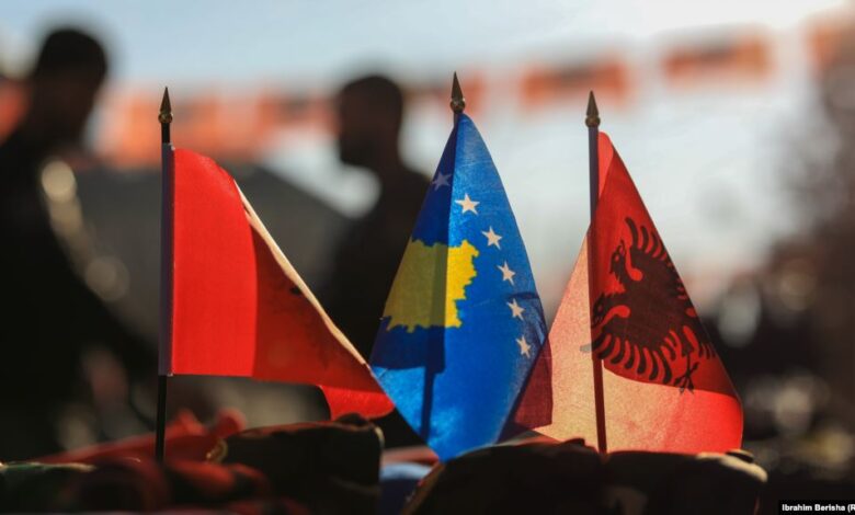 Festa shpirtërore e shqiptarëve, pa festë zyrtare në Kosovë Festa shpirtërore e shqiptarëve, pa festë zyrtare në Kosovë