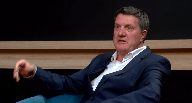 Gazetari kosovar: Nëse shqiptaria ka ngelur tek kundërshtarët e Bregoviçit, paska për të mbaruar kombi shqiptar Gazetari kosovar: Nëse shqiptaria ka ngelur tek kundërshtarët e Bregoviçit, paska për të mbaruar kombi shqiptar