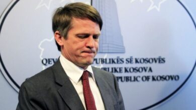 “Sa të jem president, s’do ta njoh pavarësinë e Kosovës”, zyrtari amerikan flet për deklaratën e Vuçiqit “Sa të jem president, s’do ta njoh pavarësinë e Kosovës”, zyrtari amerikan flet për deklaratën e Vuçiqit