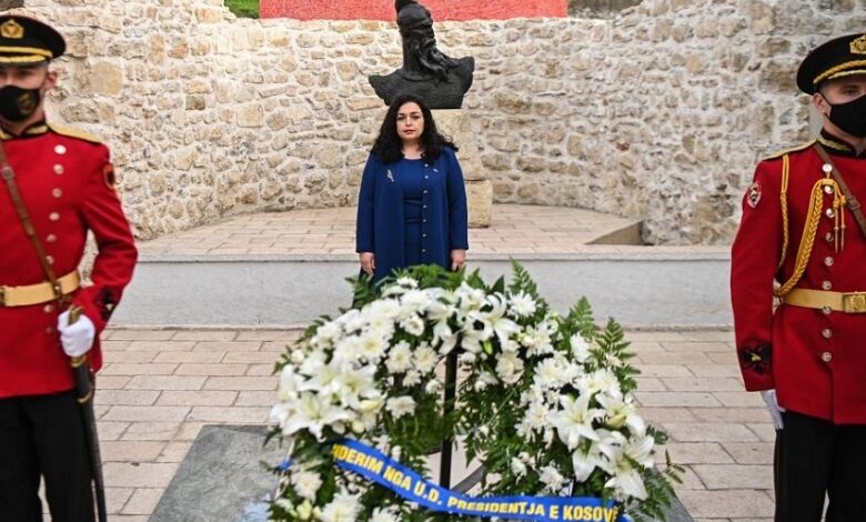 Osmani: Figura e Skënderbeut duhet të shërbejë si model i unifikimit në kohë të trazuara si kjo e sotmja Osmani: Figura e Skënderbeut duhet të shërbejë si model i unifikimit në kohë të trazuara si kjo e sotmja