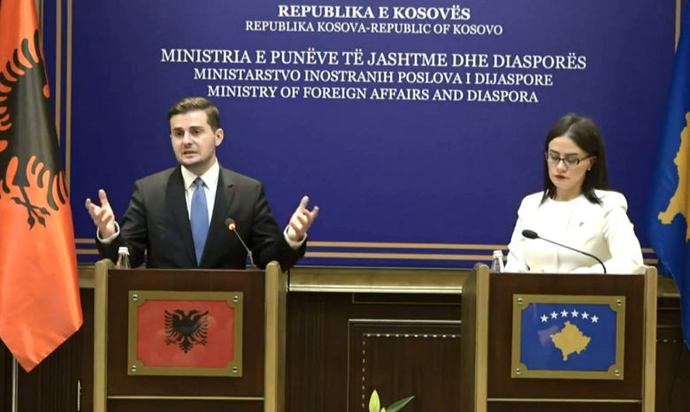 Haradinaj-Stublla: Kosova dhe Shqipëria janë të angazhuara të përkujdesen për bashkëkombësit jashtë kufijve Haradinaj-Stublla: Kosova dhe Shqipëria janë të angazhuara të përkujdesen për bashkëkombësit jashtë kufijve