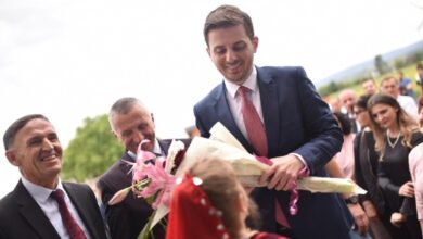 Shqipëria merr përsipër rindërtimin e shkollës së vetme shqipe në Mal të Zi Shqipëria merr përsipër rindërtimin e shkollës së vetme shqipe në Mal të Zi