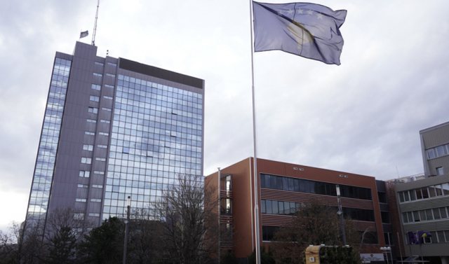 Qeveria e Kosovës miraton masat e reja anti-Covid: Ndalohen dasmat dhe mbyllen lokalet e natës, nga 20 gushti deri më 1 shtator Qeveria e Kosovës miraton masat e reja anti-Covid: Ndalohen dasmat dhe mbyllen lokalet e natës, nga 20 gushti deri më 1 shtator