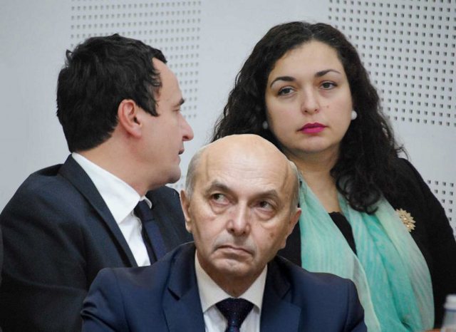 Rrëzimi i qeverisë i shtron rrugën Albin Kurtit, por me kë do të qeverisë pas zgjedhjeve?!