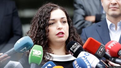 Nga aktiviste në presidente. Kush është Vjosa Osmani? Nga aktiviste në presidente. Kush është Vjosa Osmani?