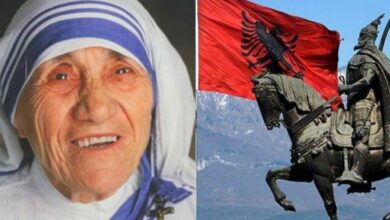 Eksperti amerikan i habitur si shqiptarët e Maqedonisë nuk e përkrahin Nënën Terezën e Skenderbeun pse janë të krishterë Eksperti amerikan i habitur si shqiptarët e Maqedonisë nuk e përkrahin Nënën Terezën e Skenderbeun pse janë të krishterë