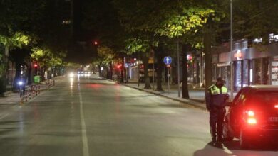 Mbyllje dhe orë policore/ Kosova drejt izolimit pas rritjes së rasteve me COVID Mbyllje dhe orë policore/ Kosova drejt izolimit pas rritjes së rasteve me COVID
