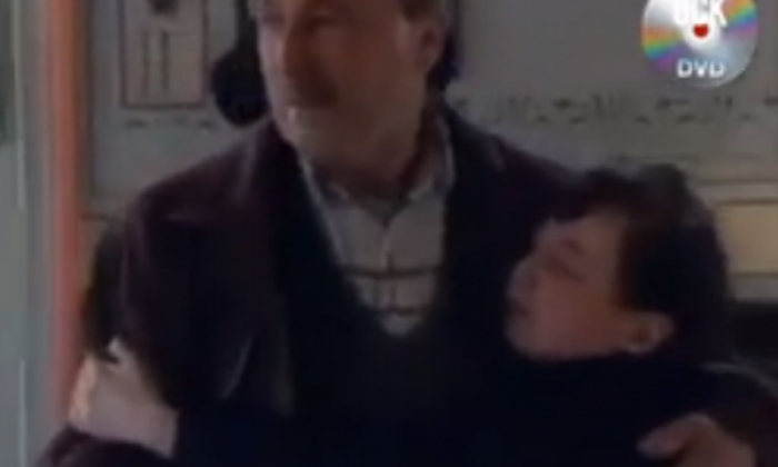 22 vite nga masakra në Reçak, kjo video do t’iu coptojë zemrën 22 vite nga masakra në Reçak, kjo video do t’iu coptojë zemrën