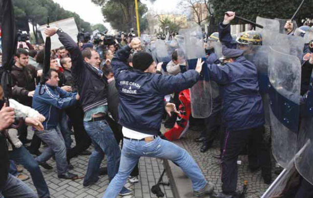 Gjaku i ftohur i 21 janarit Gjaku i ftohur i 21 janarit