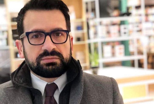 Kreshnik Spahiu: Ku dhe pse ndryshojmë kaq shumë nga Kosova Kreshnik Spahiu: Ku dhe pse ndryshojmë kaq shumë nga Kosova