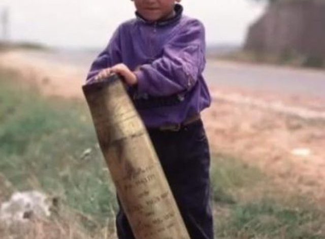 E pa veten në fotografinë KFOR-it, Shabani kujton me emocionin momentin e 21 viteve më parë (FOTO)