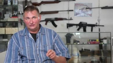 Shërbeu si snajperist në luftën e Kosovës Michael Spath, me fjalë prekëse në 13 vjetorin e pavarësisë Shërbeu si snajperist në luftën e Kosovës Michael Spath, me fjalë prekëse në 13 vjetorin e pavarësisë