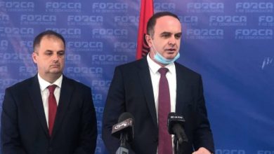 “Kam informuar të gjithë partnerët ndërkombëtarë”/ Kryekomunari i Tuzit ngre ALARMIN: Mali i Zi po diskriminon shqiptarët “Kam informuar të gjithë partnerët ndërkombëtarë”/ Kryekomunari i Tuzit ngre ALARMIN: Mali i Zi po diskriminon shqiptarët